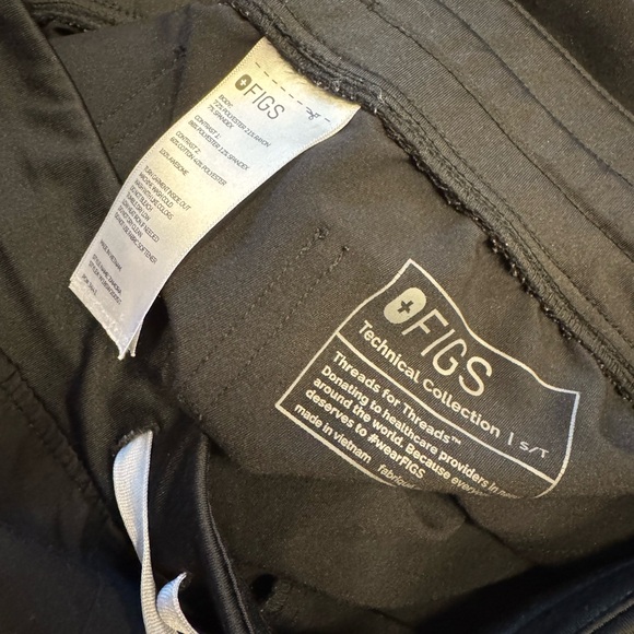 Figs + black technical collection black scrubs pants with jogger bottom size s/t - Picture 5 of 5